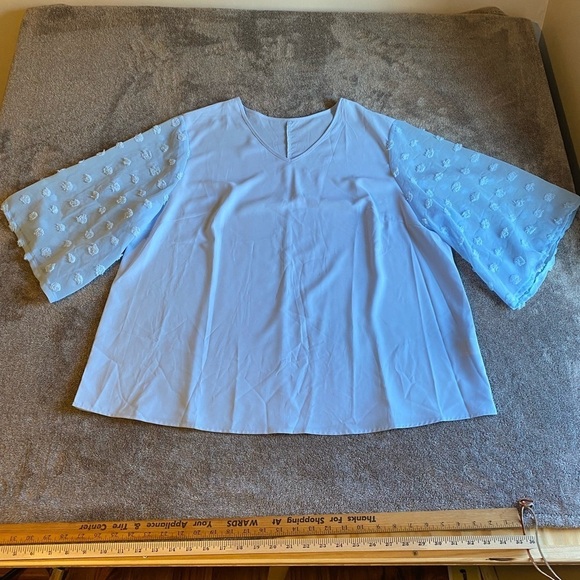 Light Blue Women's Top with Floral Sleeves Plus Size - Picture 1 of 4